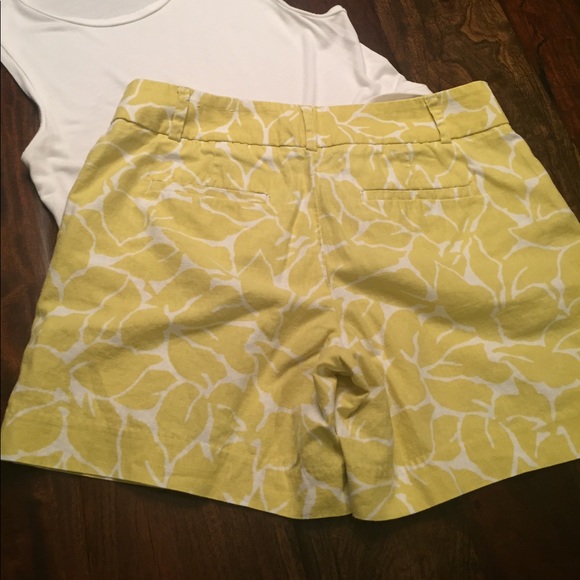 Yellow and White Loft Shorts - Picture 3 of 4